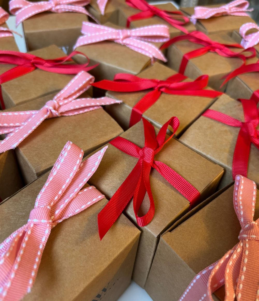 MICRO FAVOURS